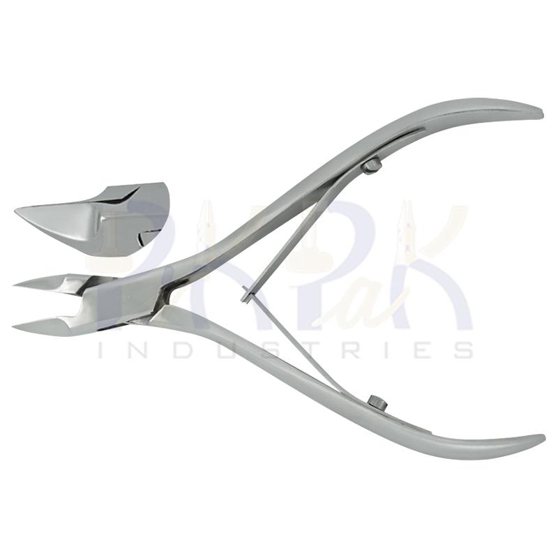 Cuticle Nippers & Cutters
