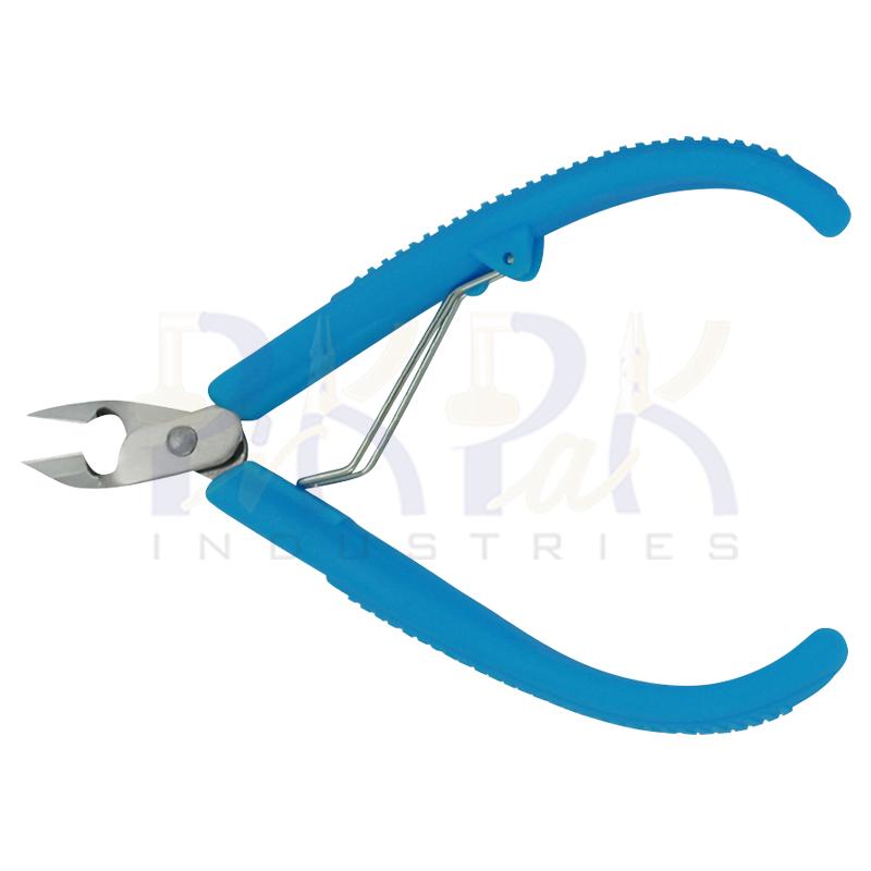 Cuticle Nippers & Cutters
