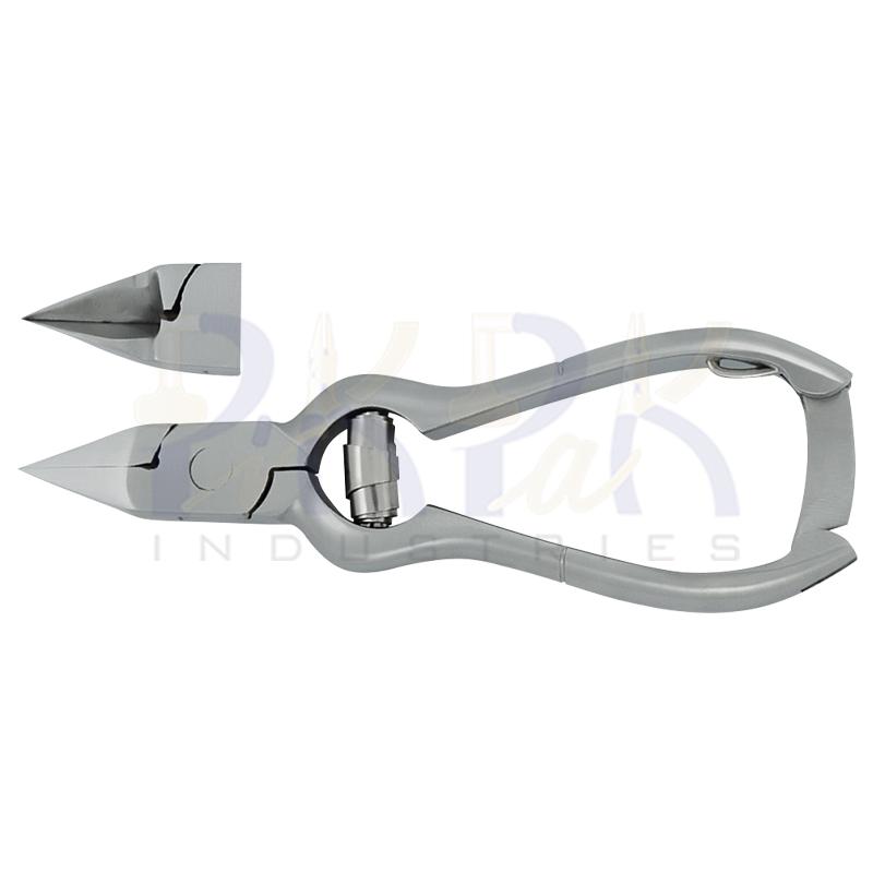 Cuticle Nippers & Cutters