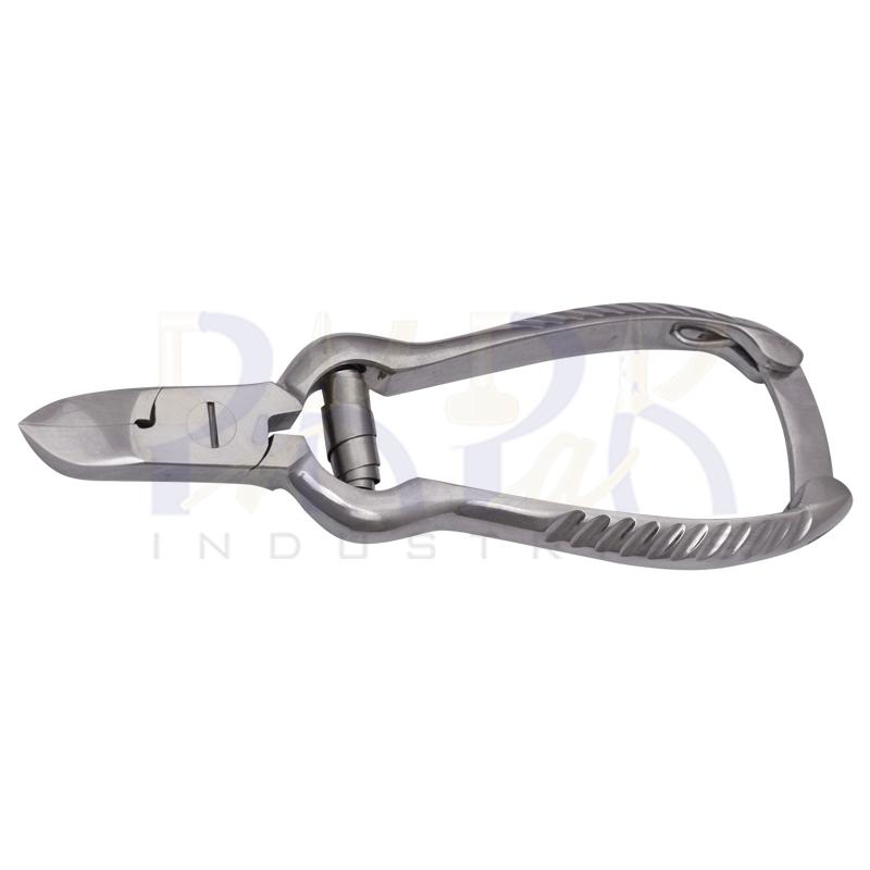 Cuticle Nippers & Cutters